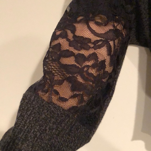 Daytrip Lace Sweater - Picture 4 of 4